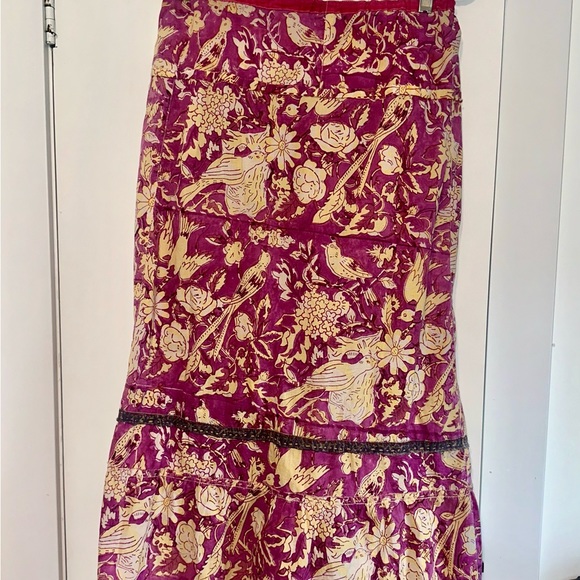 Magnolia Pearl Nepali Peasant Skirt with drawstring waist. - Picture 3 of 7